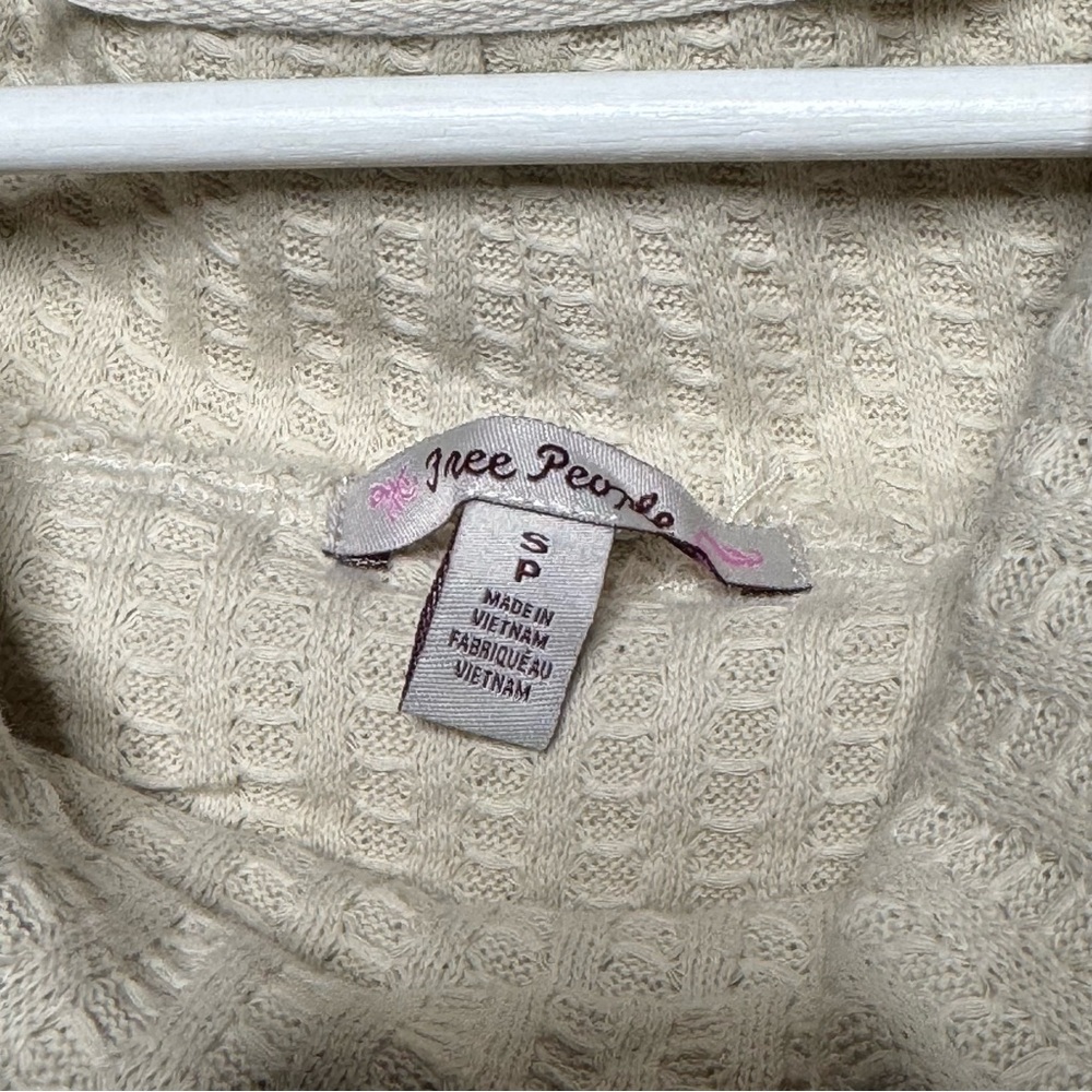 Free People Waffle Knit Cowl Neck Cream Sweater — S - Picture 5 of 9